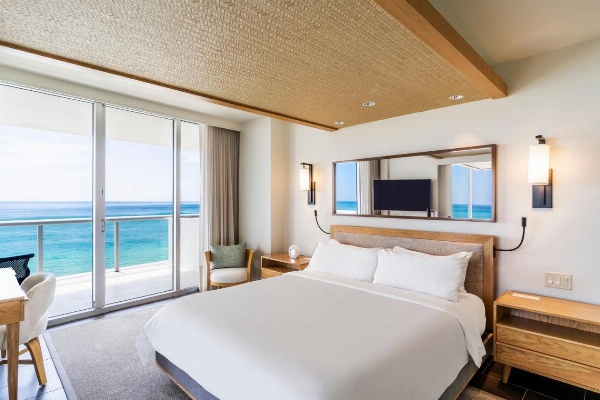 Eden Roc Miami Beach Main image